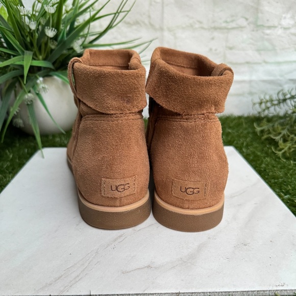 UGG JOSEFENE Cuff Chestnut winter boots size 9 - Picture 8 of 11